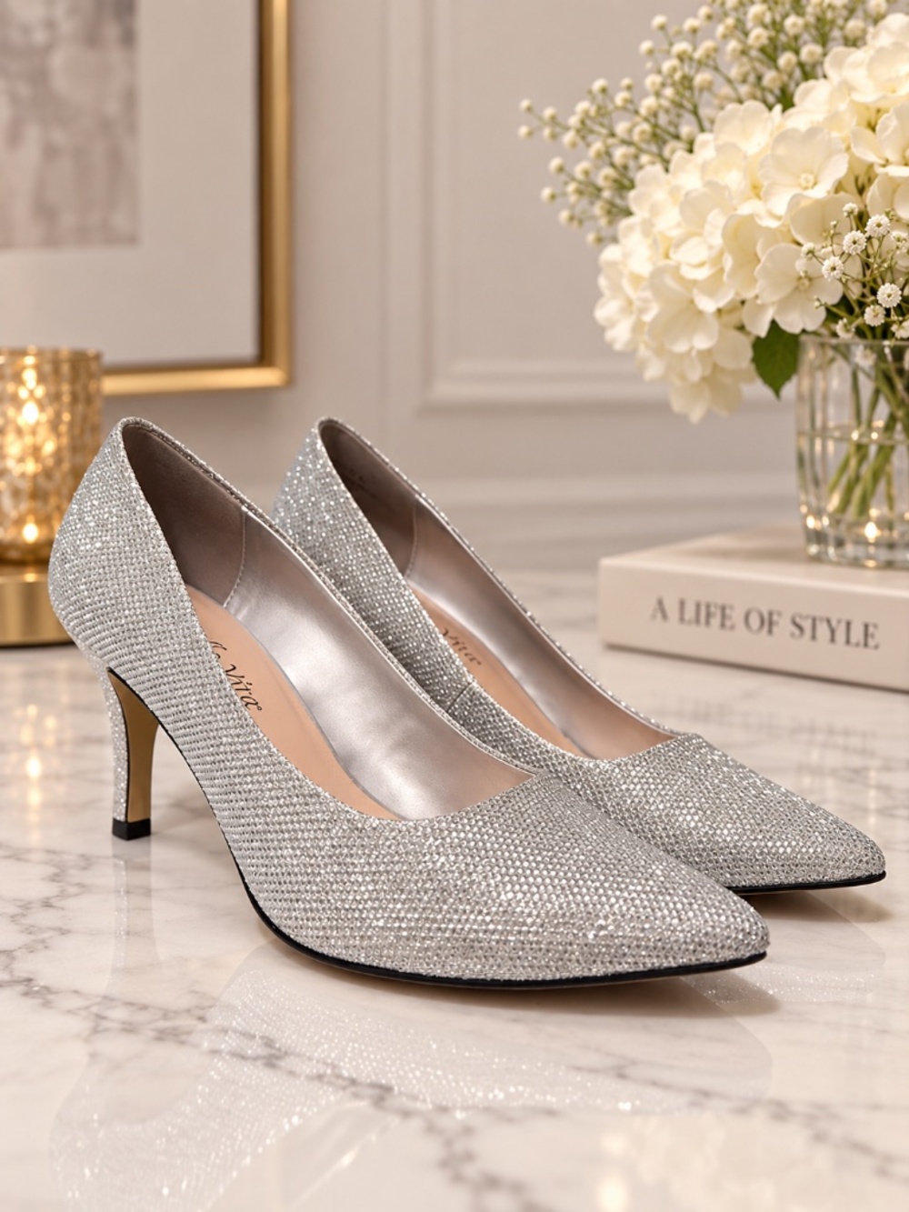 Bella Vita Women's Define II Silver Glitter Low-heel Pump Size 9 Narrow Width